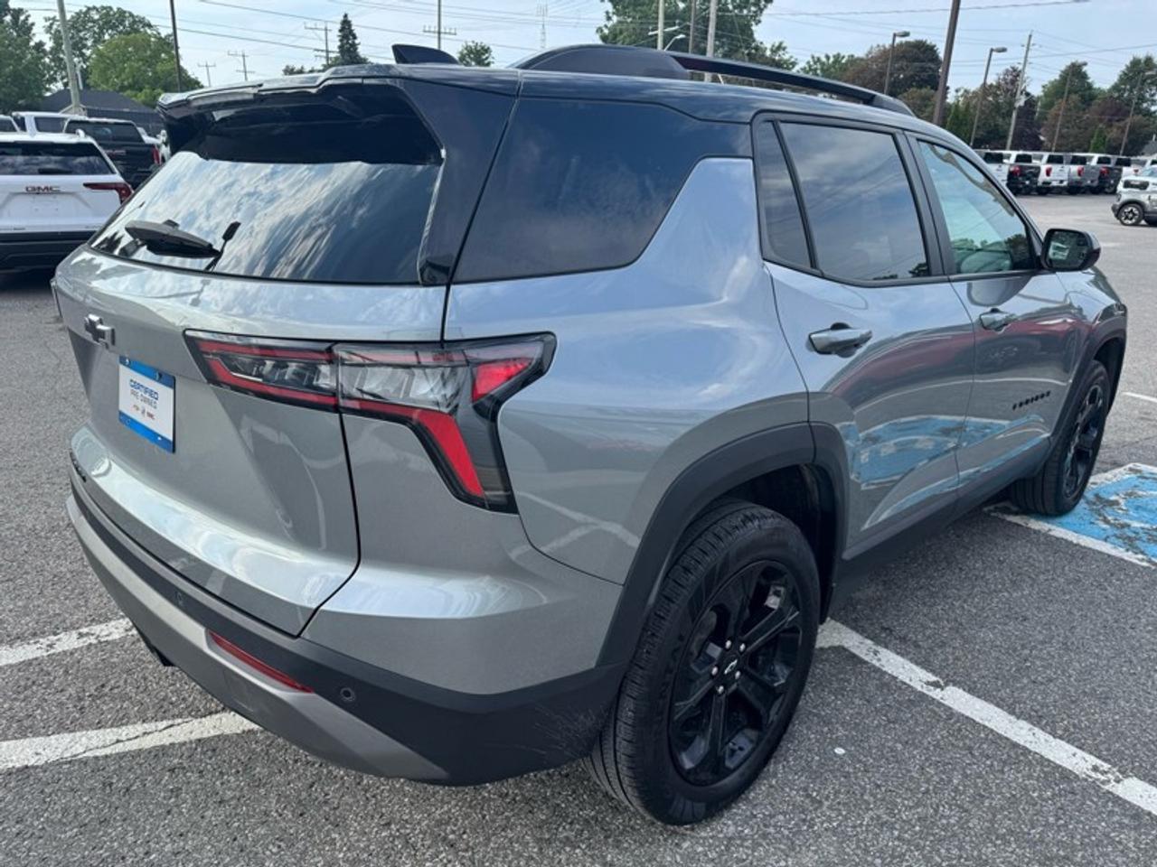 2025 Chevrolet Equinox AWD LT Photo