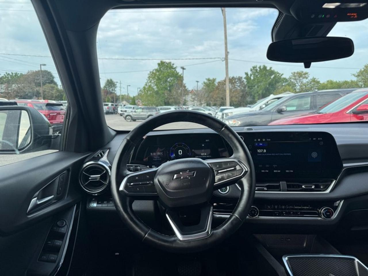 2025 Chevrolet Equinox AWD LT Photo