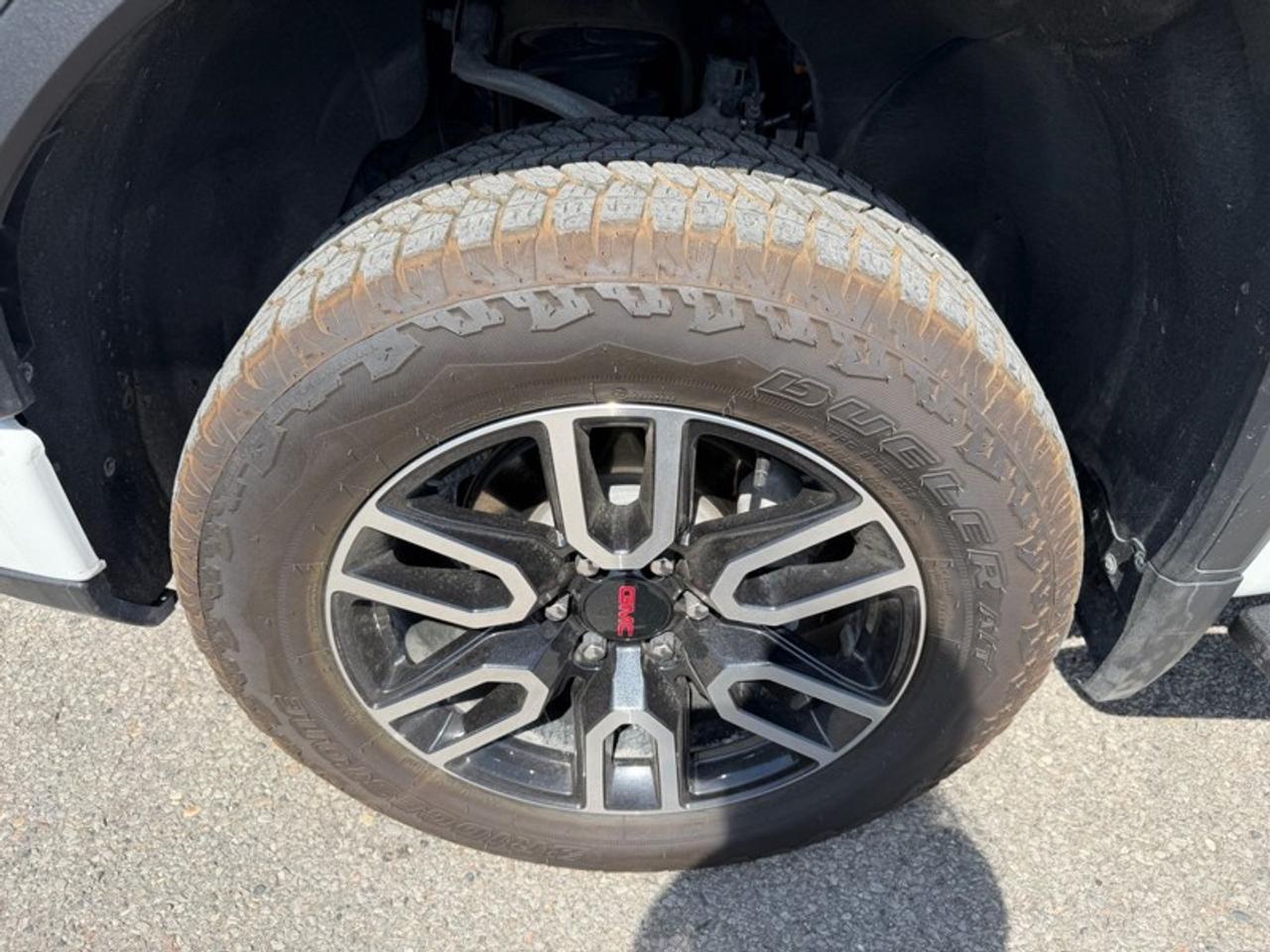 2026 GMC Sierra 1500 Crew Cab Short Box 4-Wheel Drive AT4 Photo