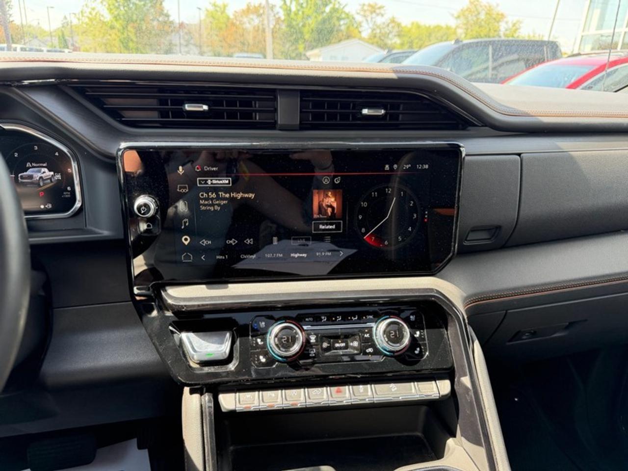2026 GMC Sierra 1500 Crew Cab Short Box 4-Wheel Drive AT4 Photo