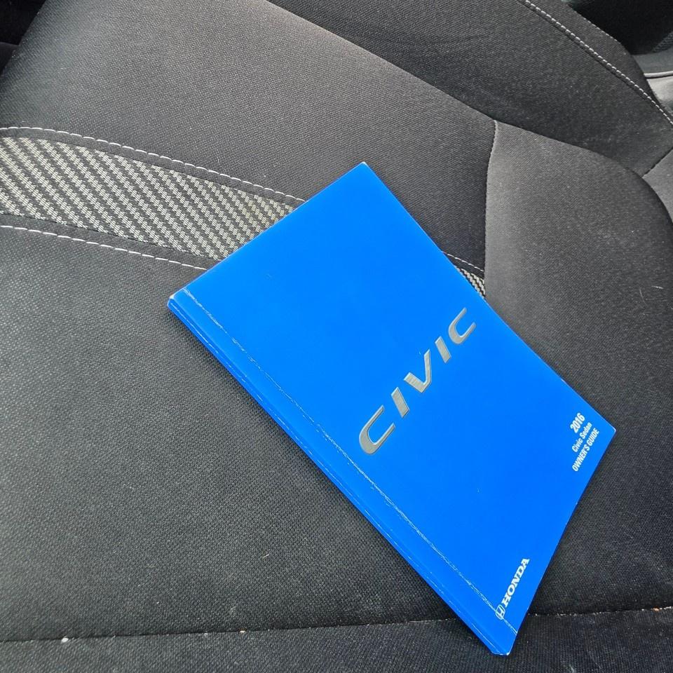 2016 Honda Civic Sedan LX CVT Photo