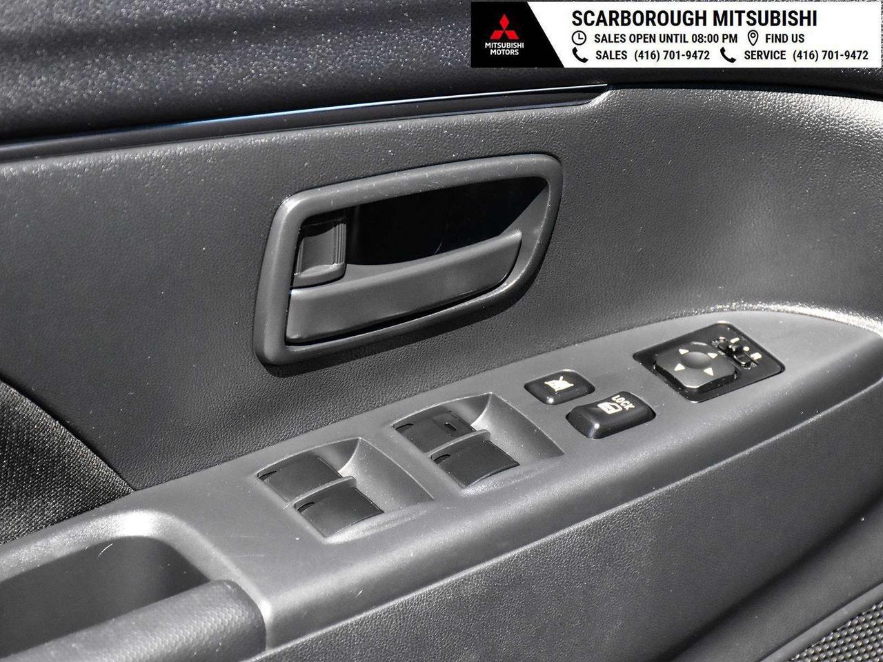 2024 Mitsubishi RVR ES 2WD Auto, Low KM ,blue tooth, rear camera , Photo