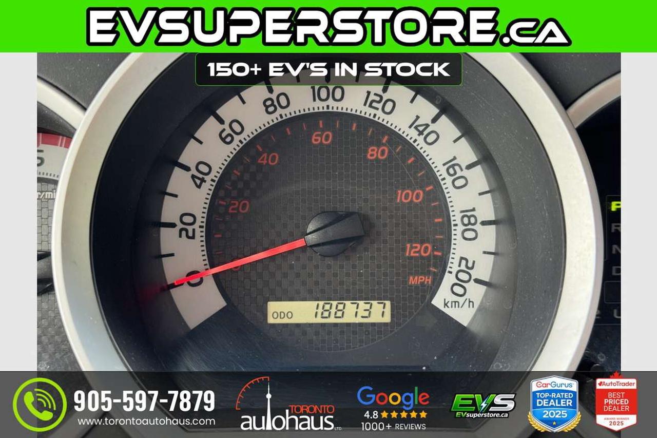 2014 Toyota Tacoma TRD SPORT/NO ACCIDENTS/LONG BED Photo