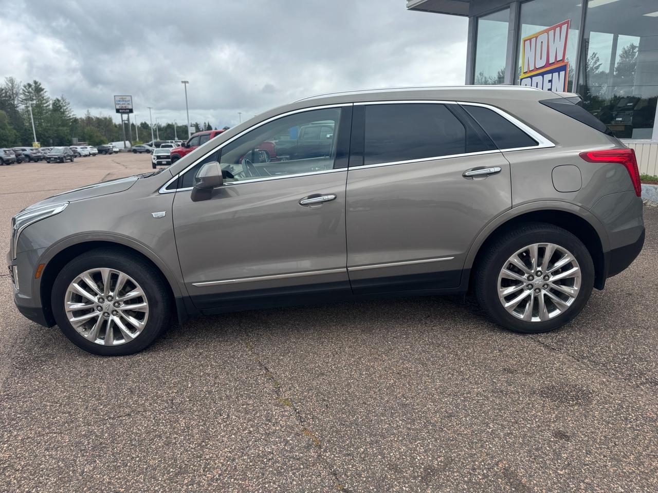 2018 Cadillac XT5 Platinum 4dr All-Wheel Drive Photo