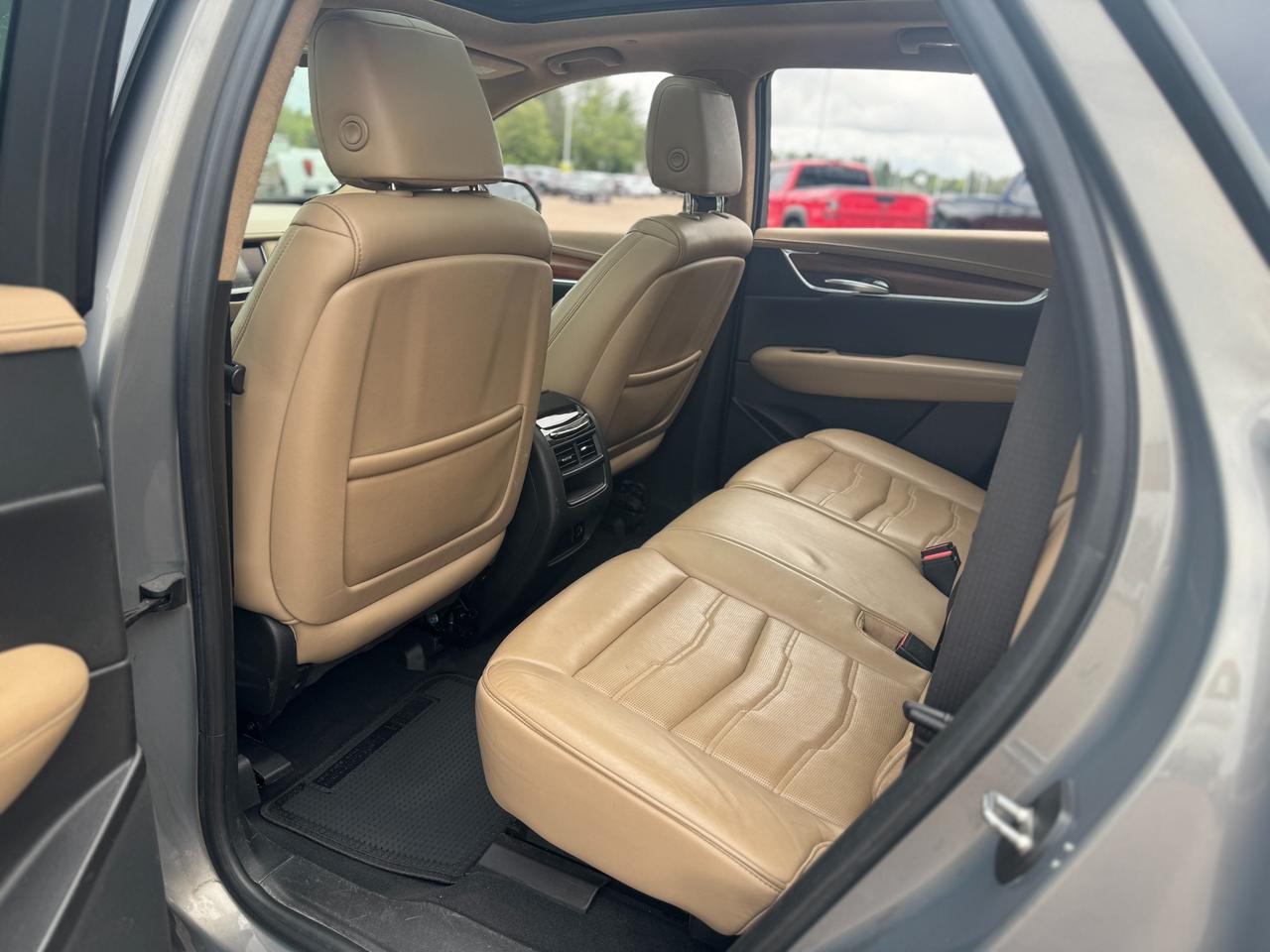 2018 Cadillac XT5 Platinum 4dr All-Wheel Drive Photo