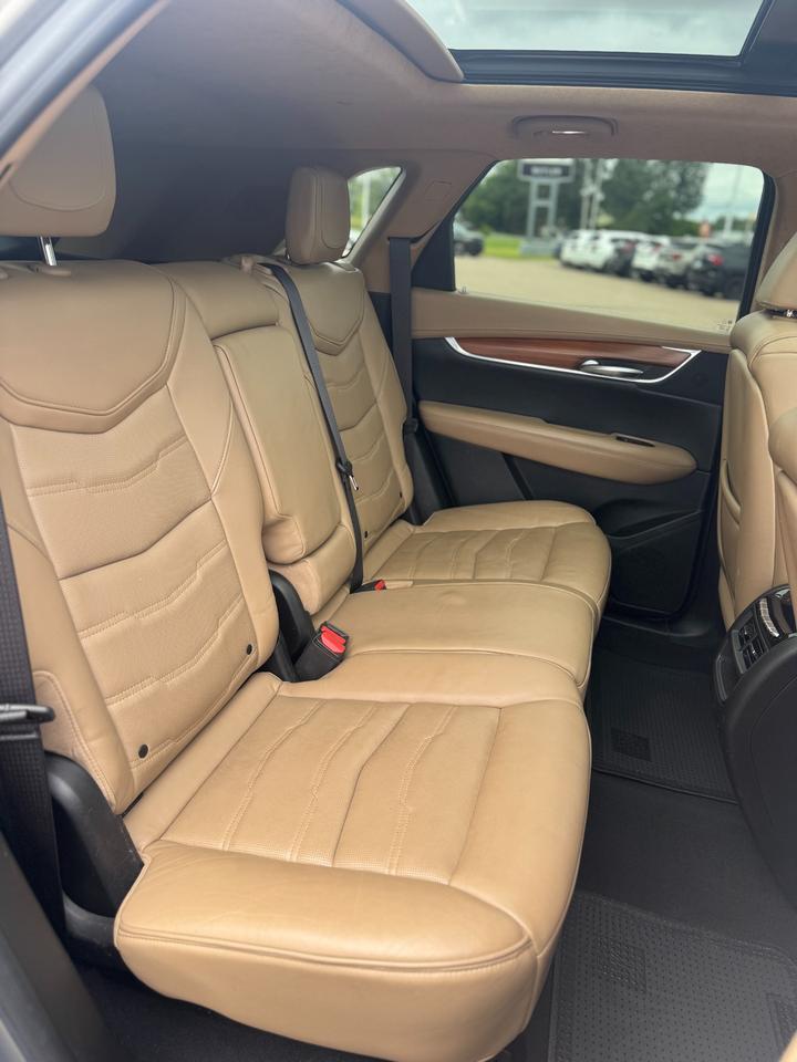 2018 Cadillac XT5 Platinum 4dr All-Wheel Drive Photo