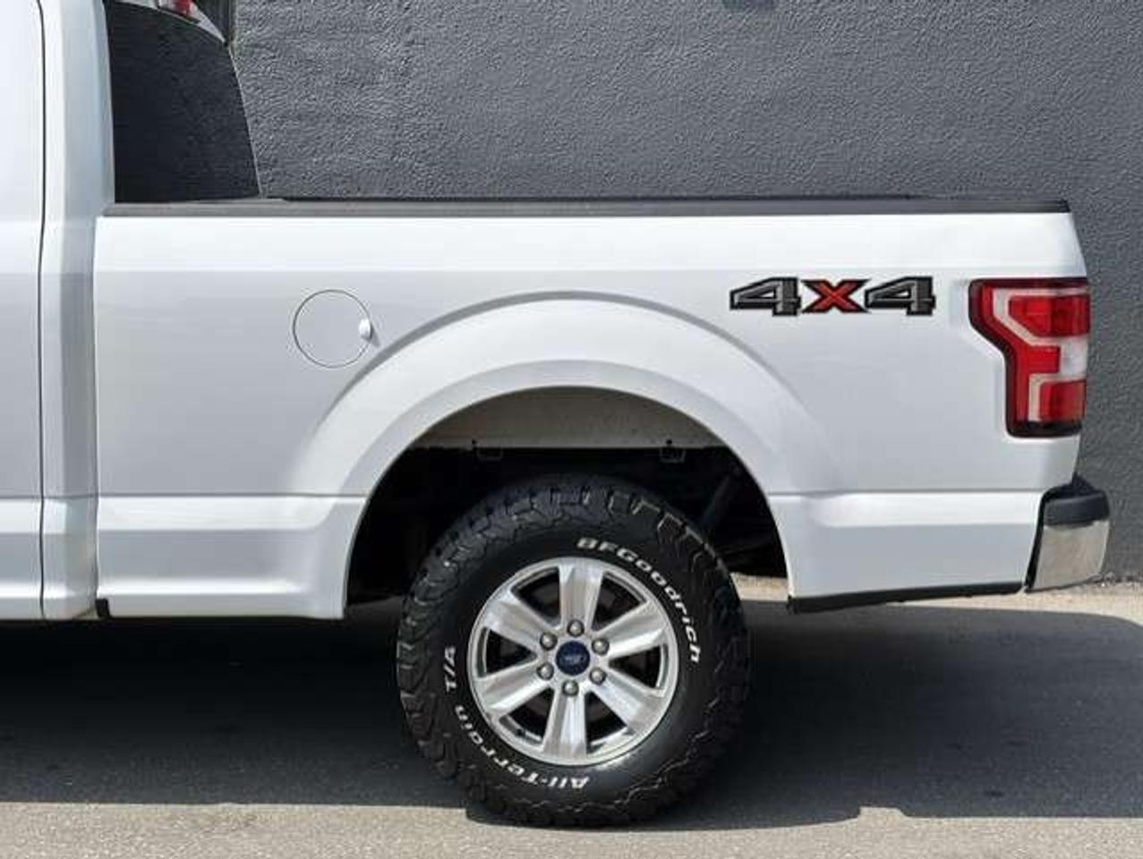 2018 Ford F-150 XLT 4X4 V8 CAMERA-KEYLESS-1 OWNER-CERTIFIED Photo