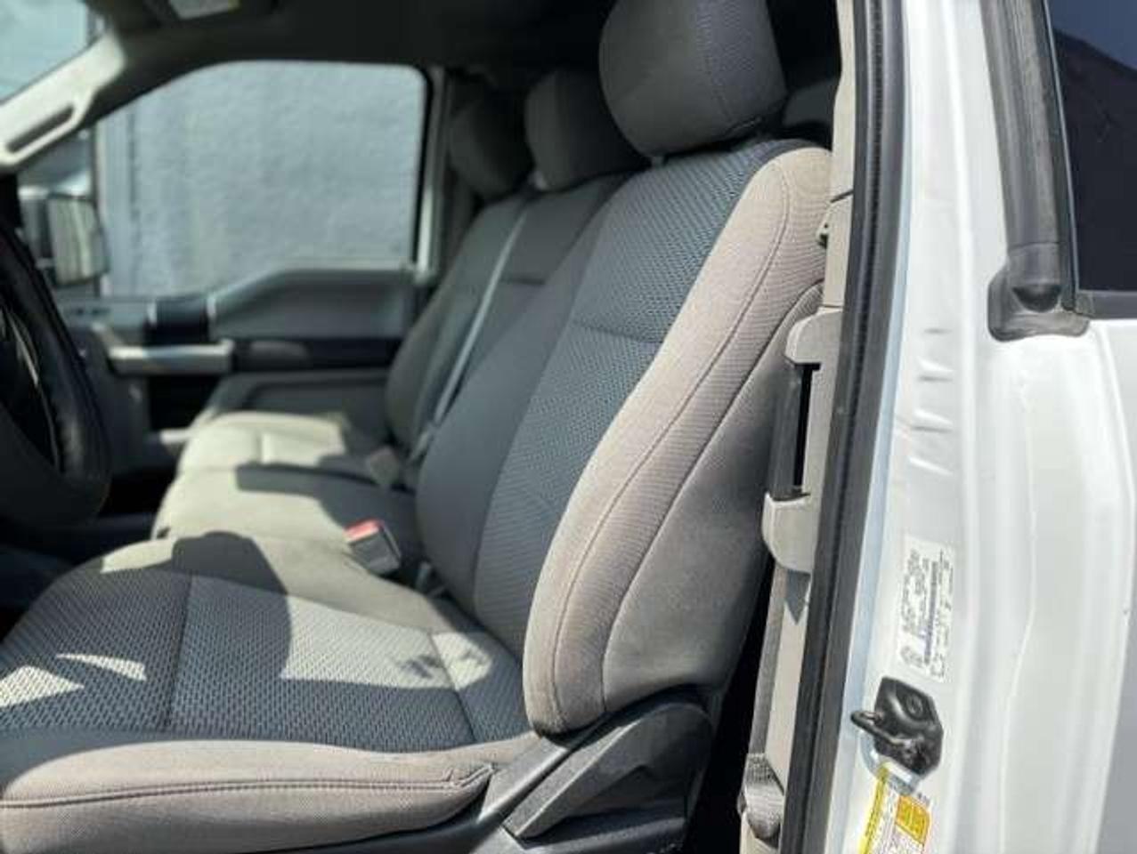 2018 Ford F-150 XLT 4X4 V8 CAMERA-KEYLESS-1 OWNER-CERTIFIED Photo