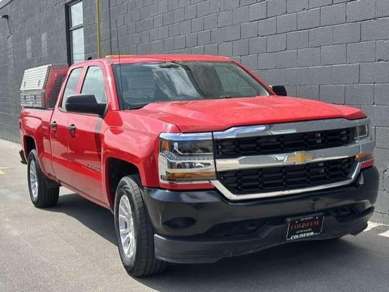 2016 Chevrolet Silverado 1500 4X4 V8 CAMERA-TOW PKG-STORAGE BOXES-NEW TIRES Photo