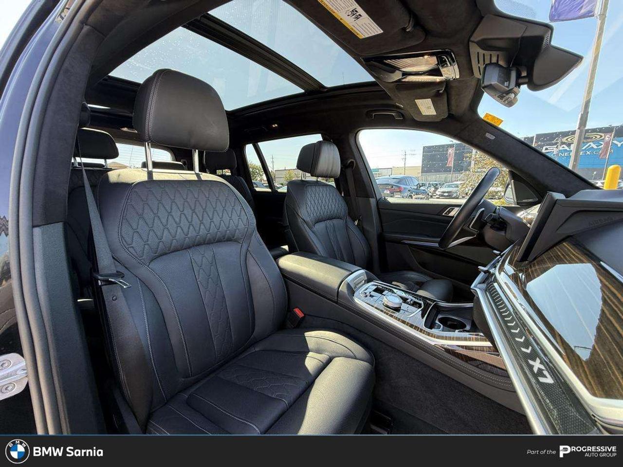 2025 BMW X7 XDRIVE 40I   PREMIUM PAKCAGE   M SPORT PACKAGE   M SPORT PRO   MASSAGING SEATS Photo