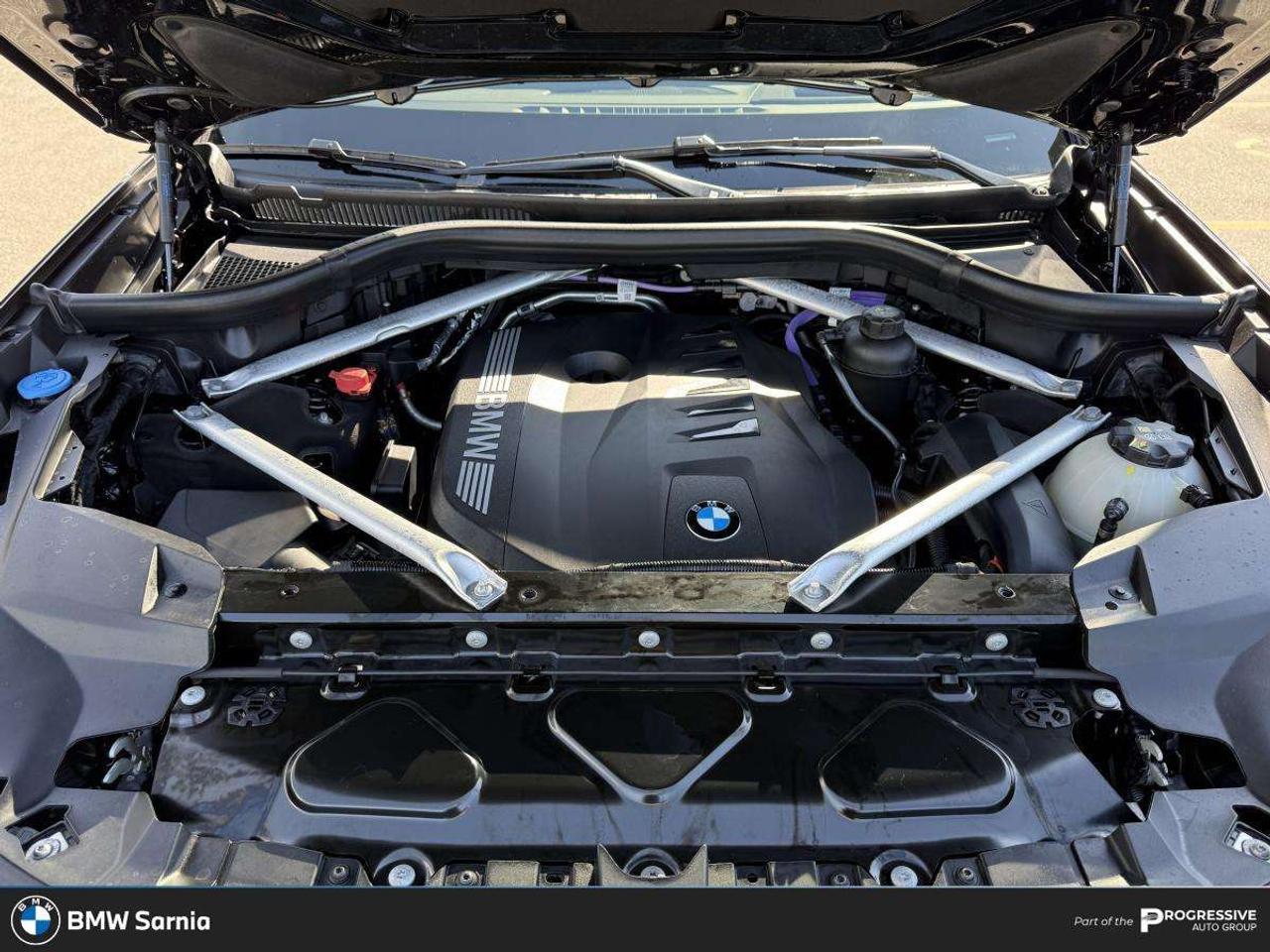 2025 BMW X7 XDRIVE 40I   PREMIUM PAKCAGE   M SPORT PACKAGE   M SPORT PRO   MASSAGING SEATS Photo
