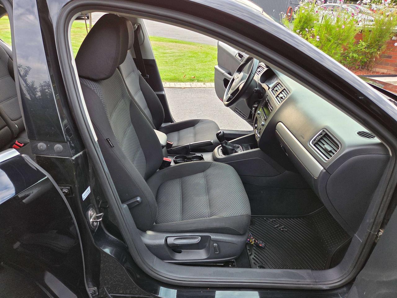 2014 Volkswagen Jetta comfortline Photo