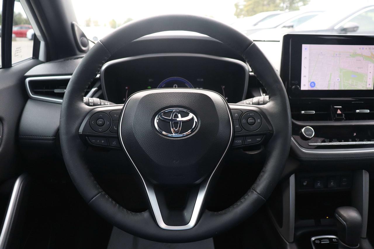 2024 Toyota Corolla Cross Hybrid XSE AWD   ONE OWNER   NO ACCIDENTS Photo