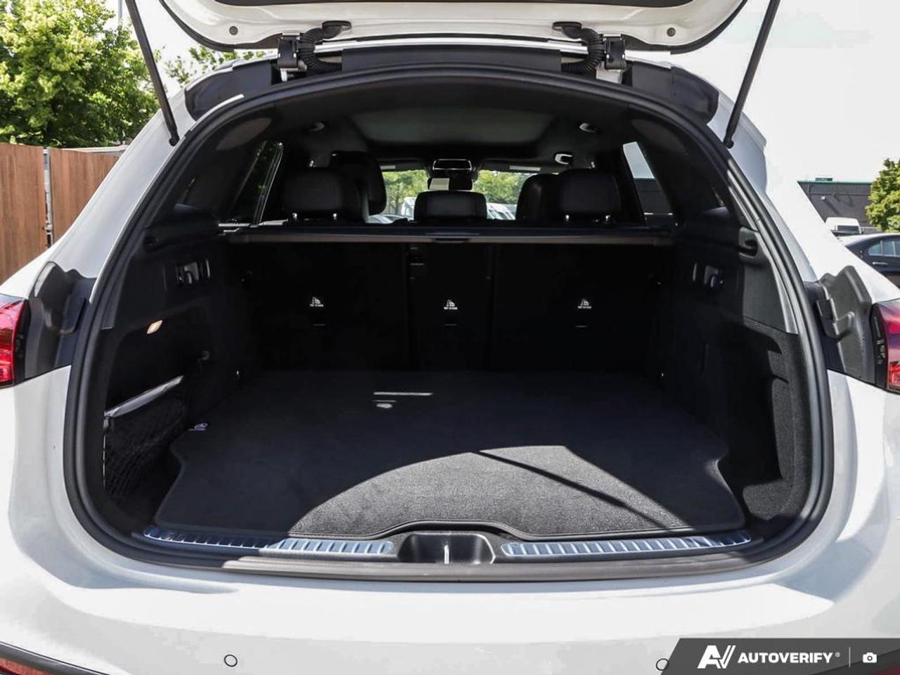 2027 Mercedes-Benz GLC 350e Base GLC 350e 4dr All-Wheel Drive 4MATIC Photo