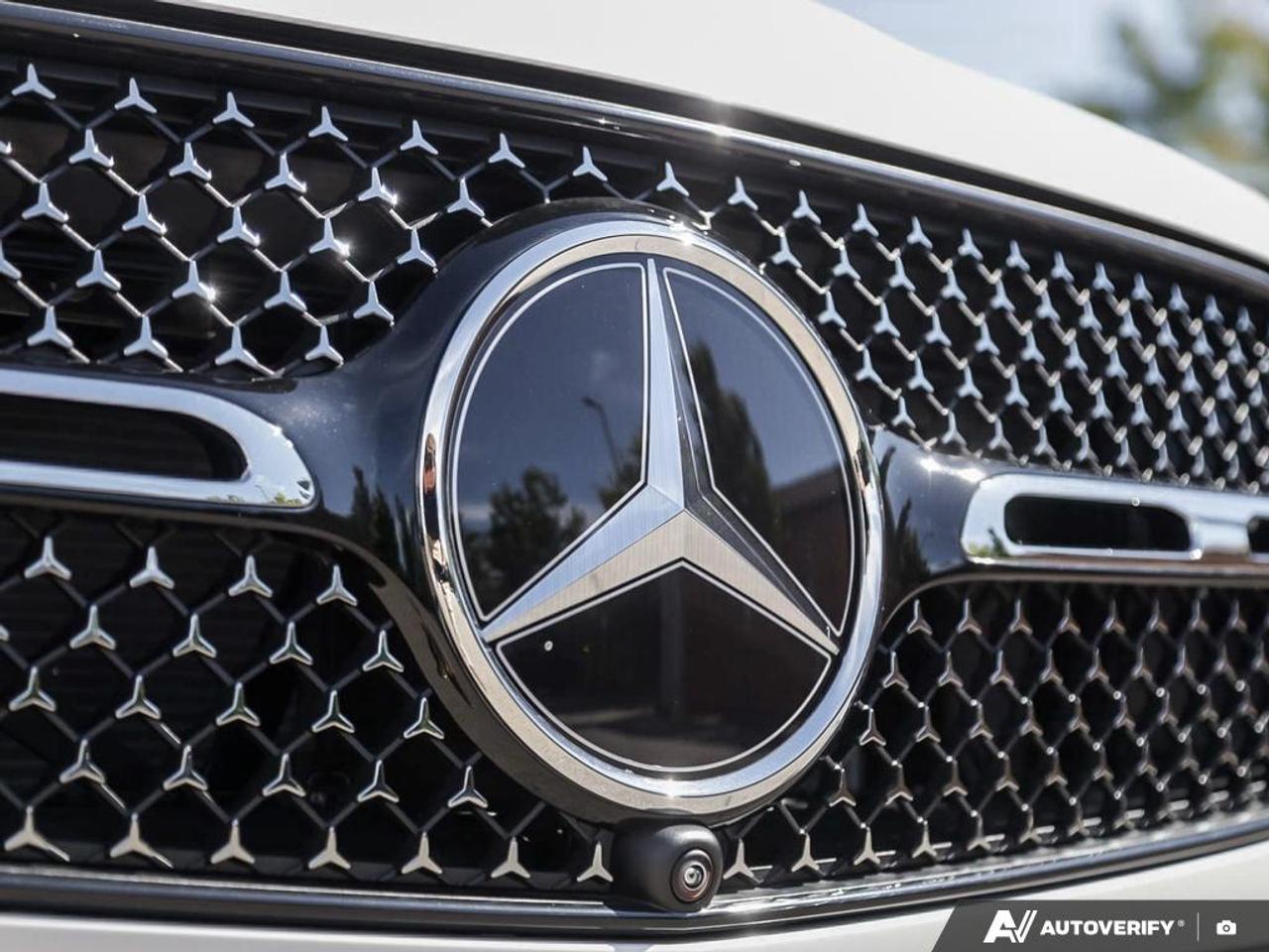 2027 Mercedes-Benz GLC 350e Base GLC 350e 4dr All-Wheel Drive 4MATIC Photo