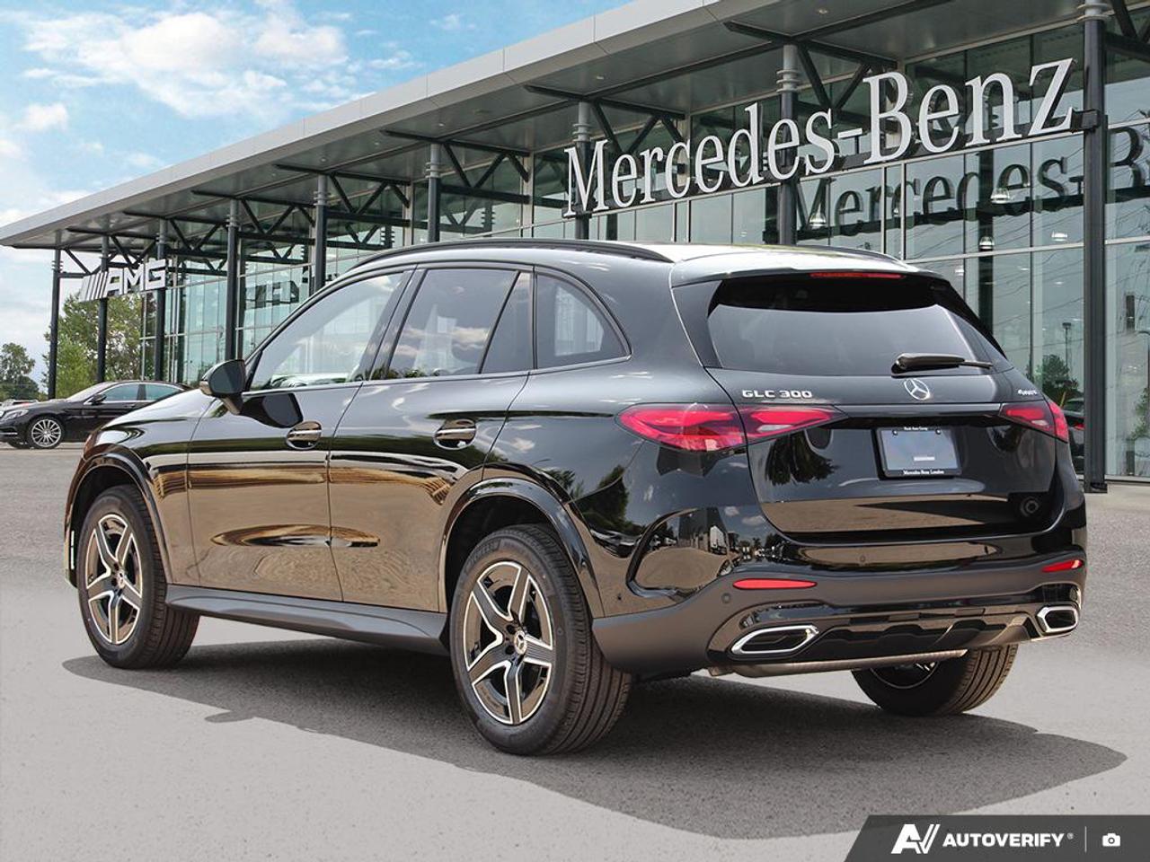 2027 Mercedes-Benz GLC 300 Base GLC 300 4dr All-Wheel Drive 4MATIC Photo3