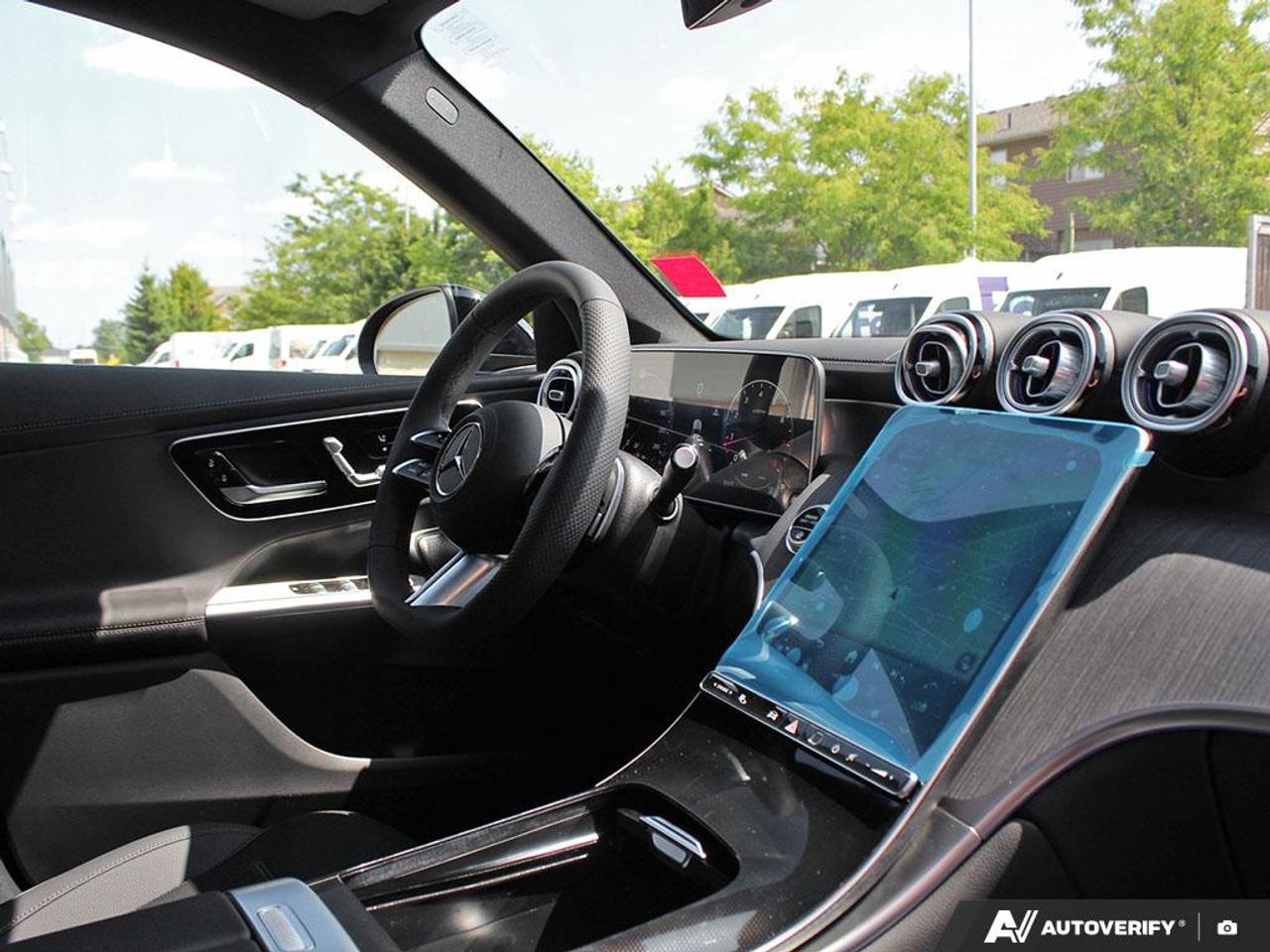 2027 Mercedes-Benz GLC 300 Base GLC 300 4dr All-Wheel Drive 4MATIC Photo