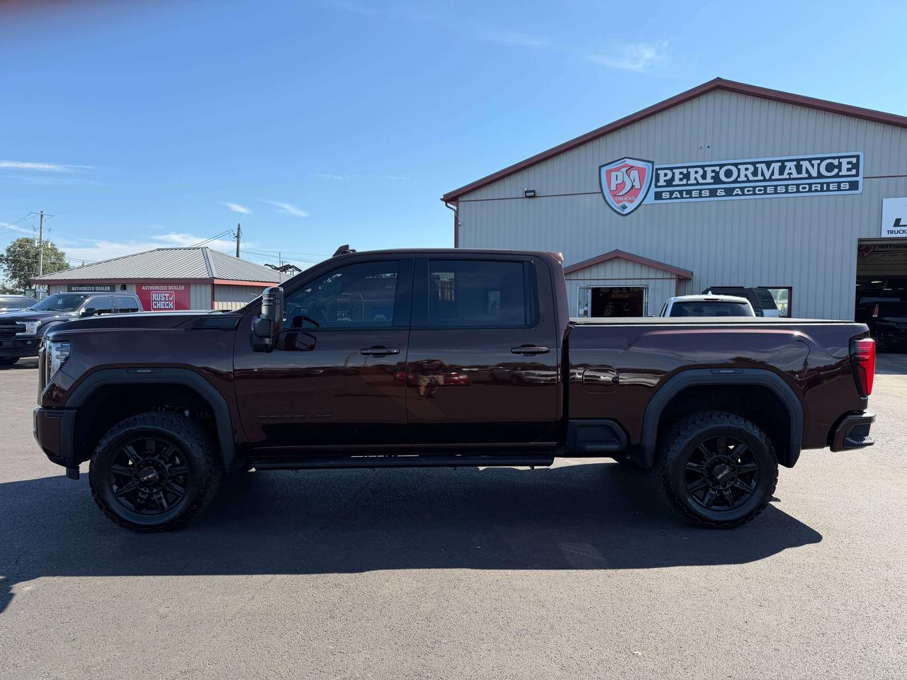 2024 GMC Sierra 3500HD SLT Photo3