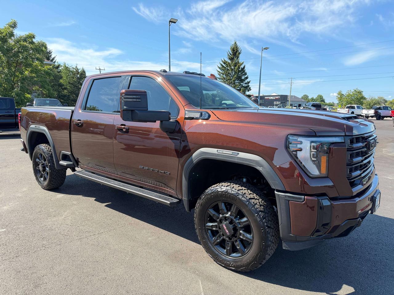 2024 GMC Sierra 3500HD SLT Photo