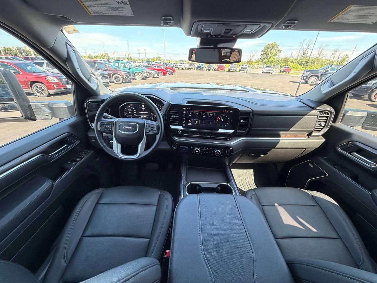2024 GMC Sierra 3500HD SLT Photo