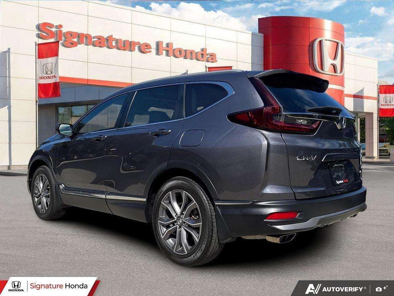 2022 Honda CR-V Touring Photo