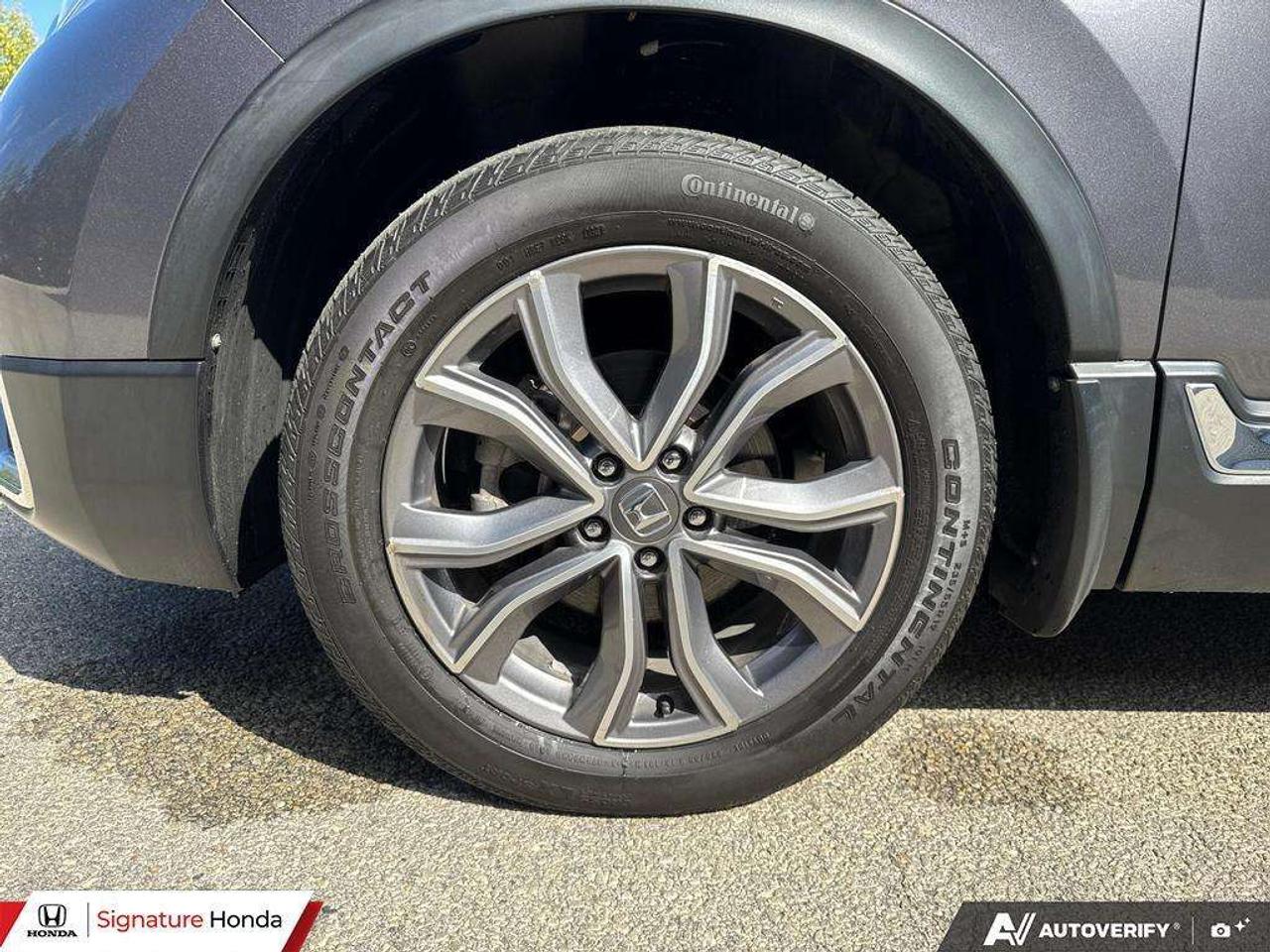 2022 Honda CR-V Touring Photo