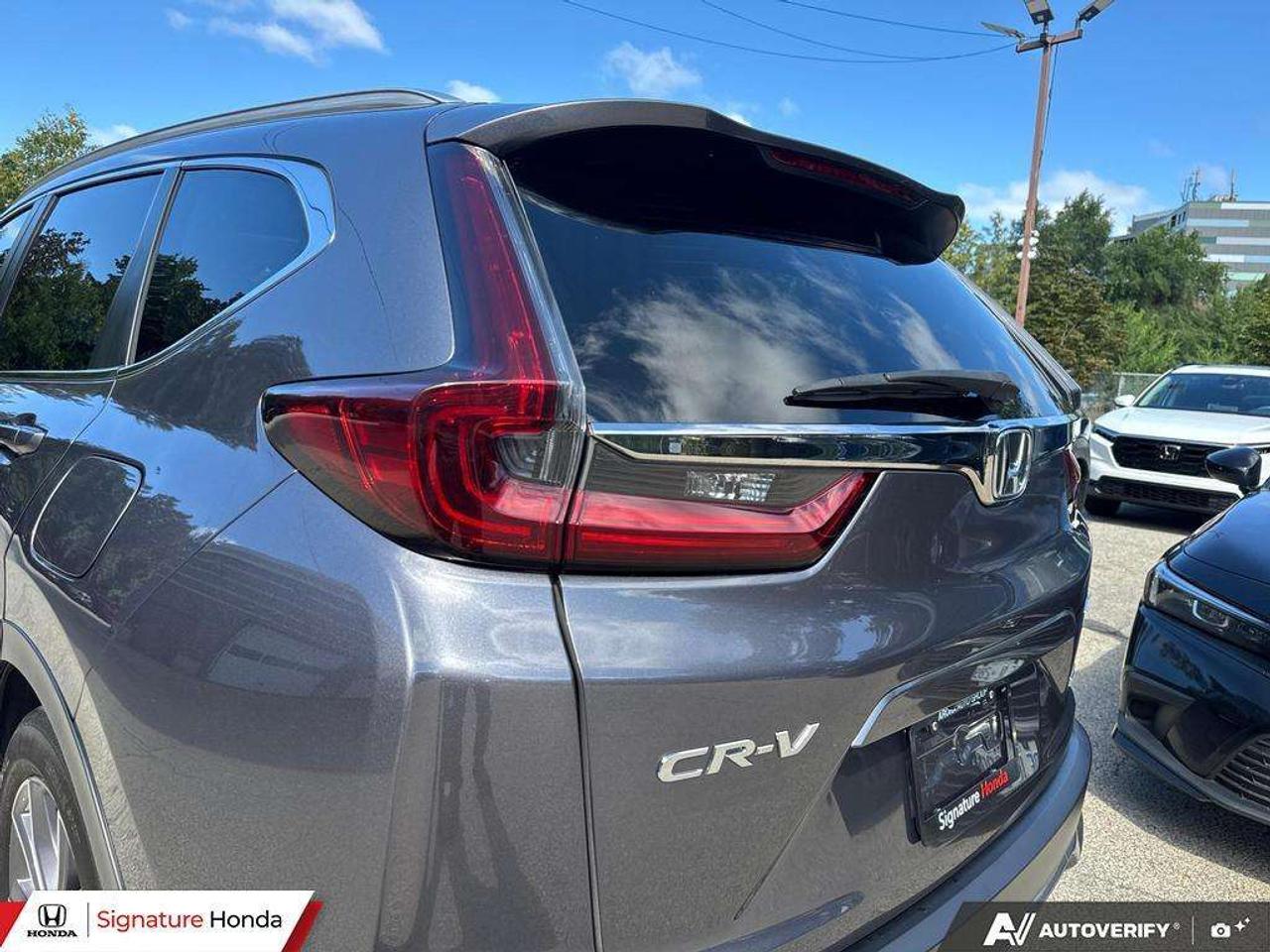 2022 Honda CR-V Touring Photo