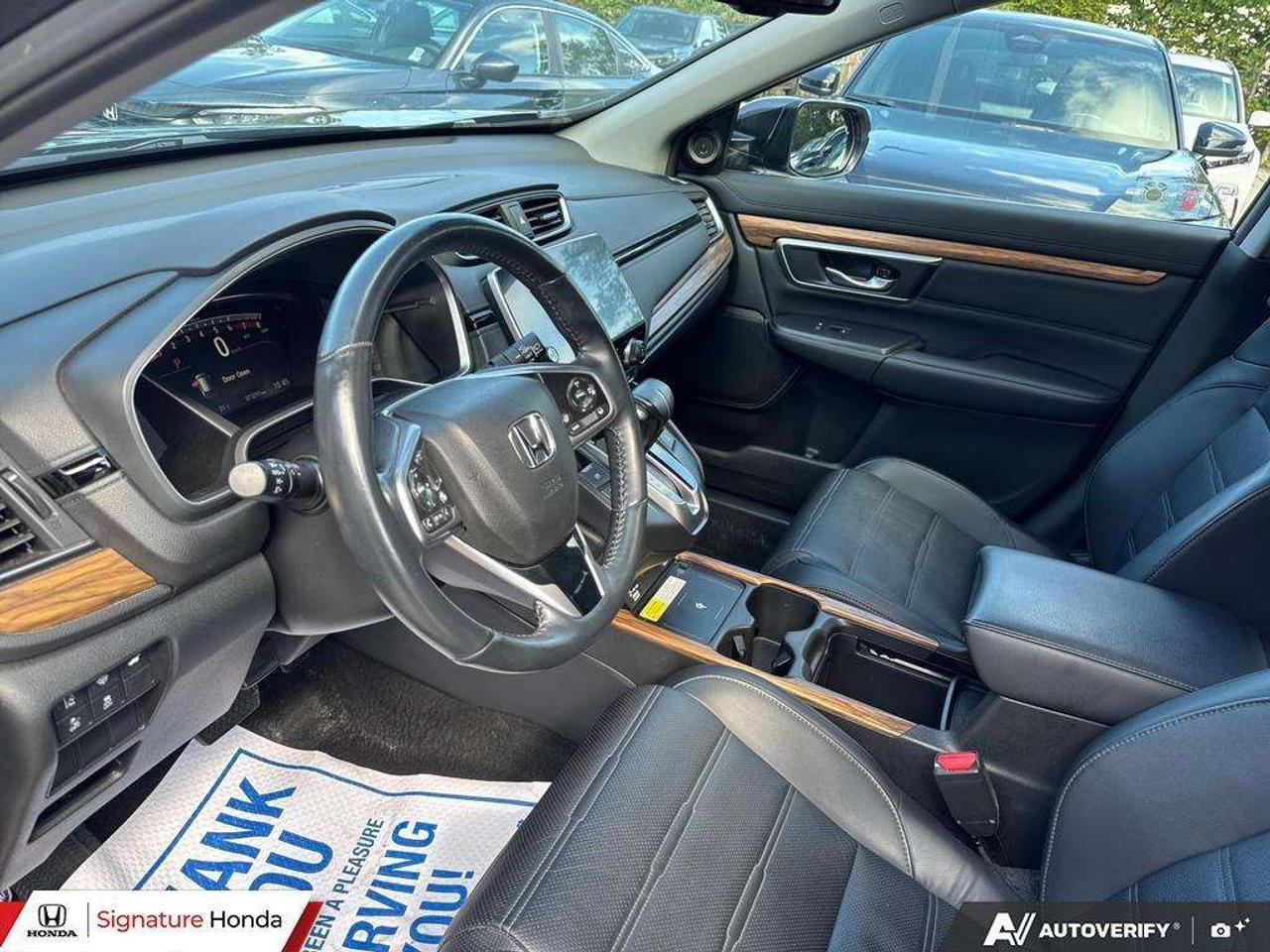2022 Honda CR-V Touring Photo