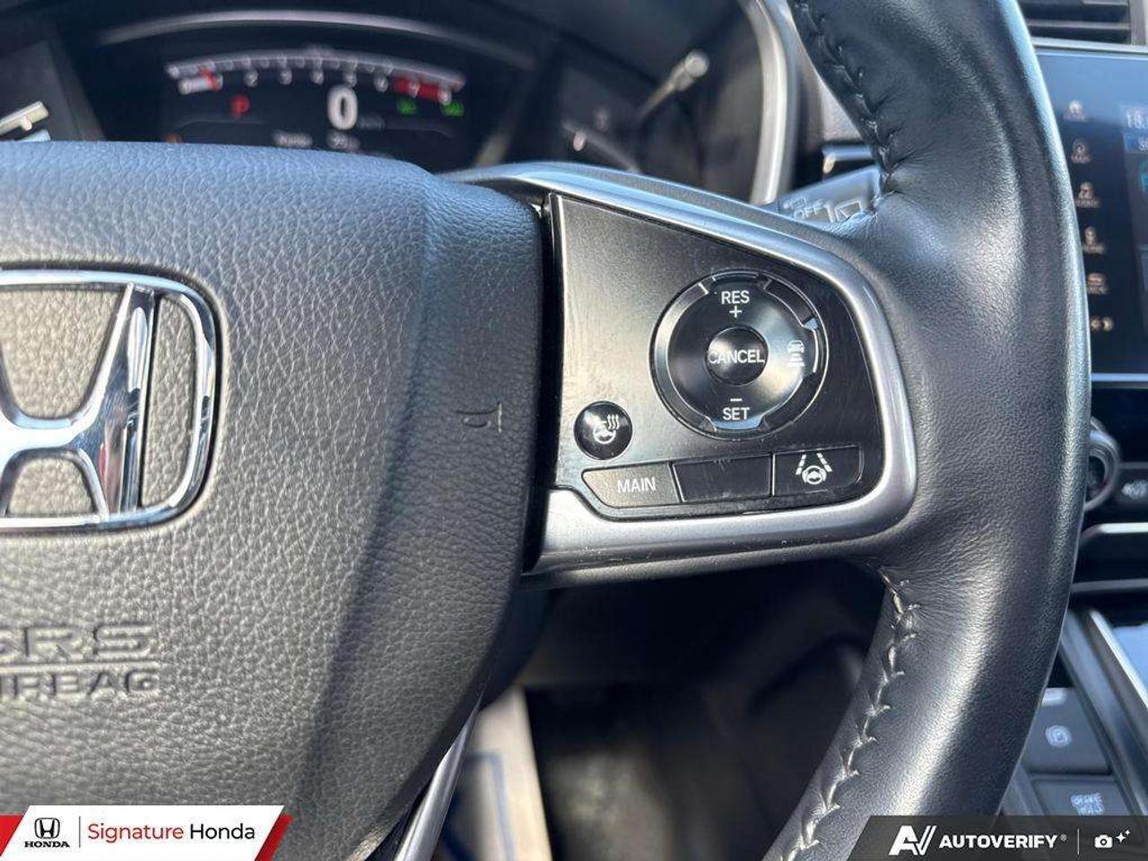 2022 Honda CR-V Touring Photo