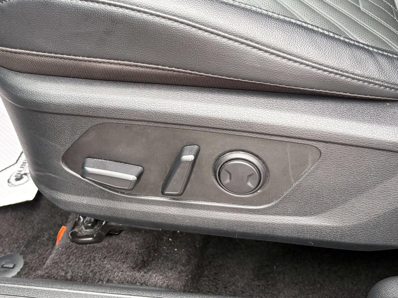 2026 Kia Sportage X-Line AWD   Leather   Heated Seats/Steering Wheel Photo