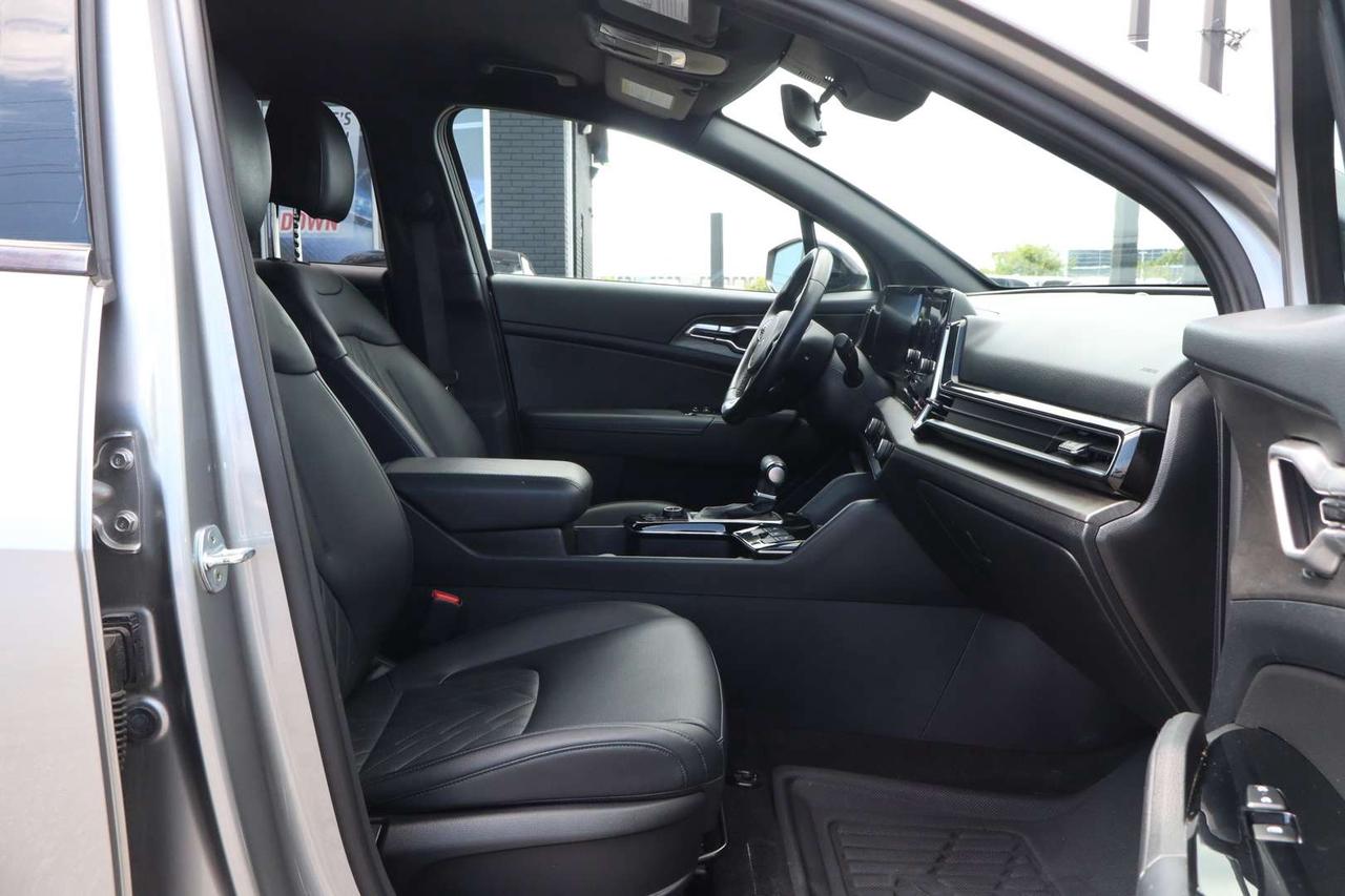 2023 Kia Sportage X-Line AWD   No Accident   Clean Carfax Photo