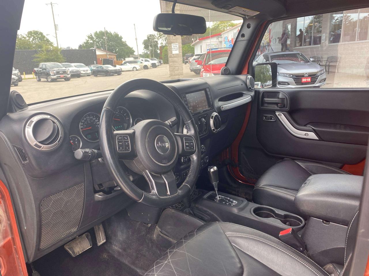 2014 Jeep Wrangler SAHARA, CLEAN CARFAX, LEATHER, NAVIGATION! Photo