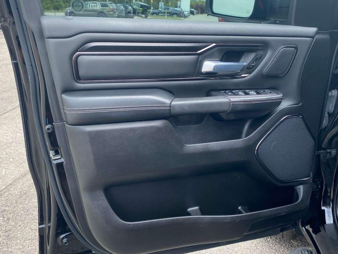 2024 RAM 1500 Sport 4x4 Crew Cab 5'7 Box Photo
