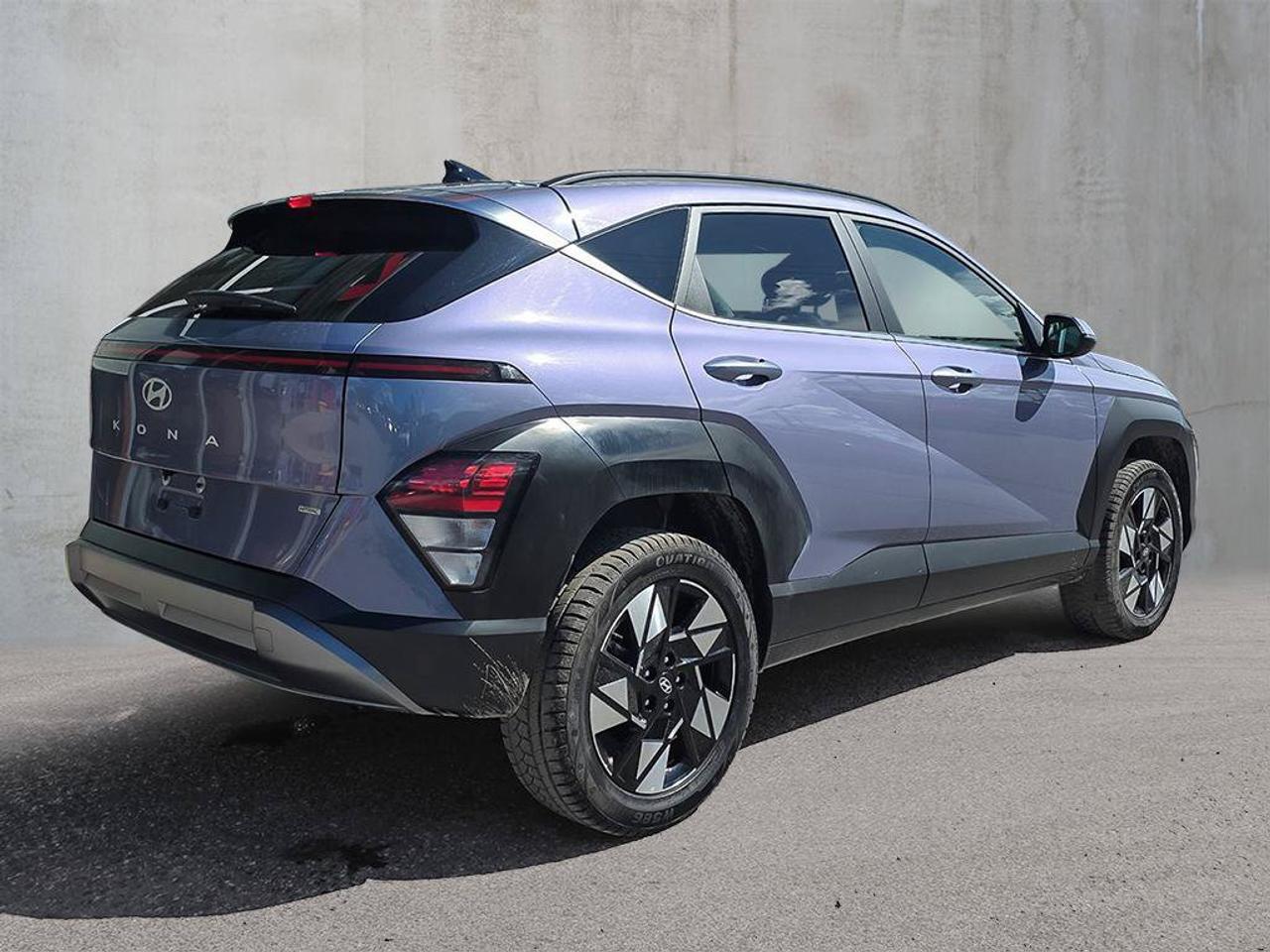2025 Hyundai KONA Preferred AWD | Sunroof | Apple Car Play | Heated Seats | Photo