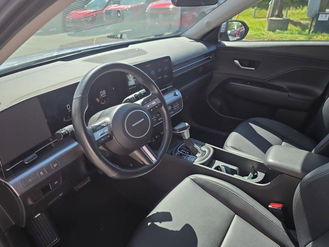 2025 Hyundai KONA Preferred AWD | Sunroof | Apple Car Play | Heated Seats | Photo