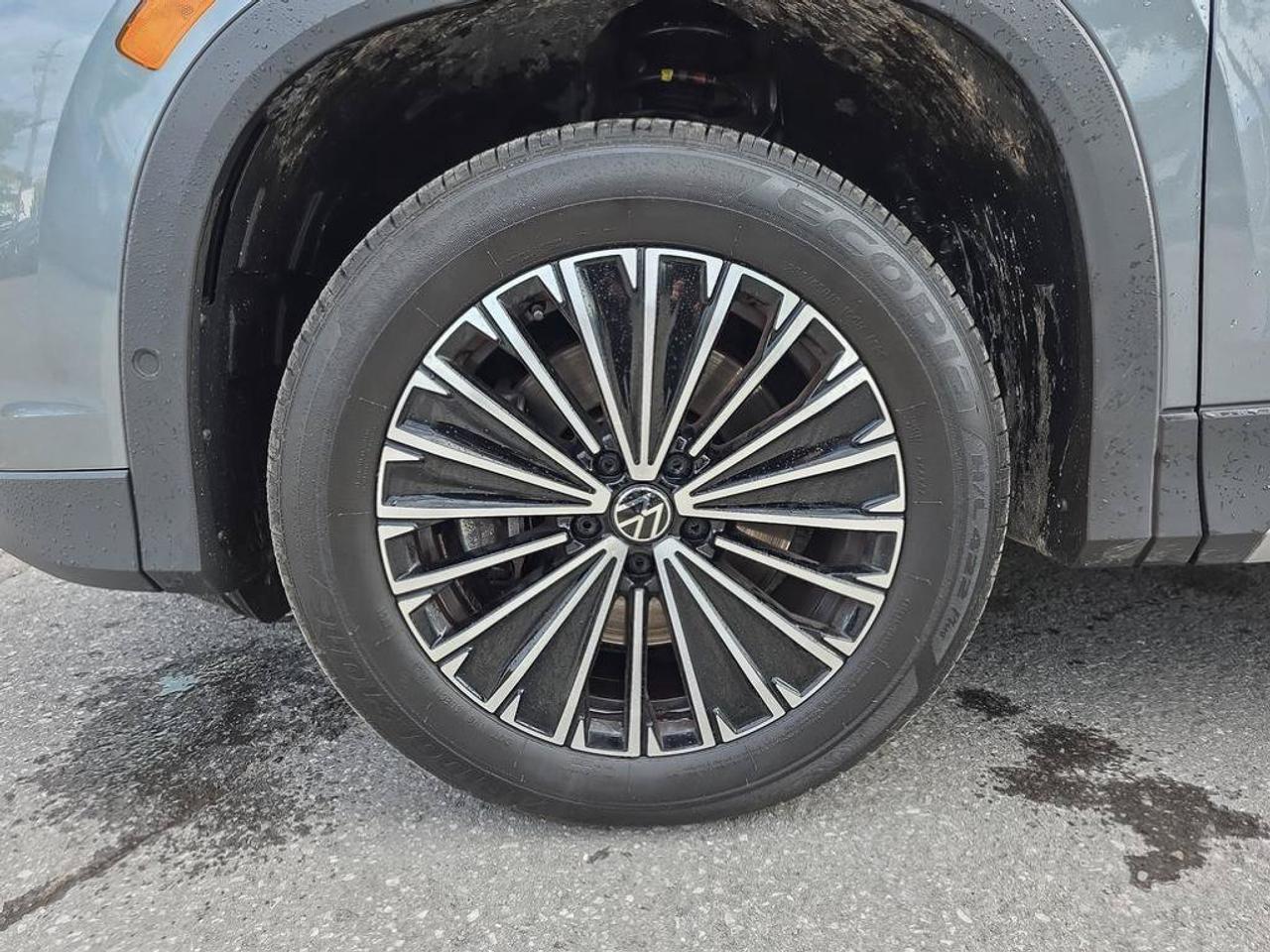 2026 Volkswagen Tiguan Comfortline 4MOTION | Apple Car Play | Heated Seats | Photo