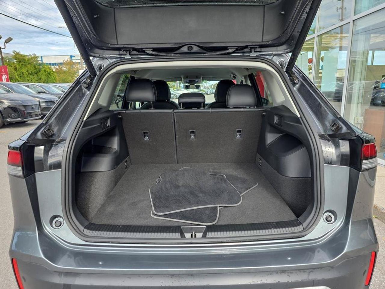 2026 Volkswagen Tiguan Comfortline 4MOTION | Apple Car Play | Heated Seats | Photo