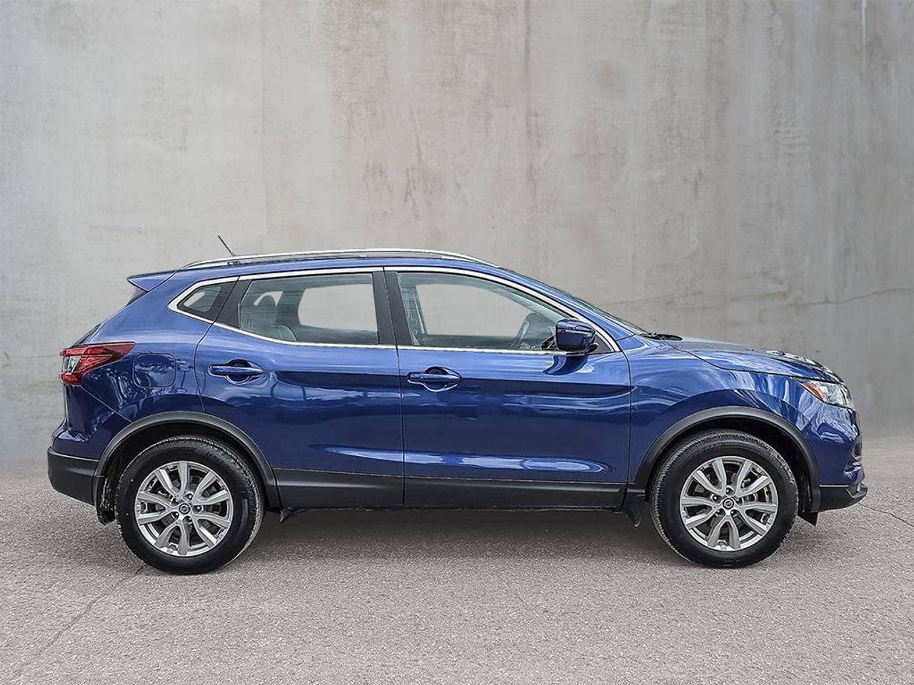 2023 Nissan Qashqai SV AWD | Moonroof | Heated Steering | Apple Car Play | Photo4
