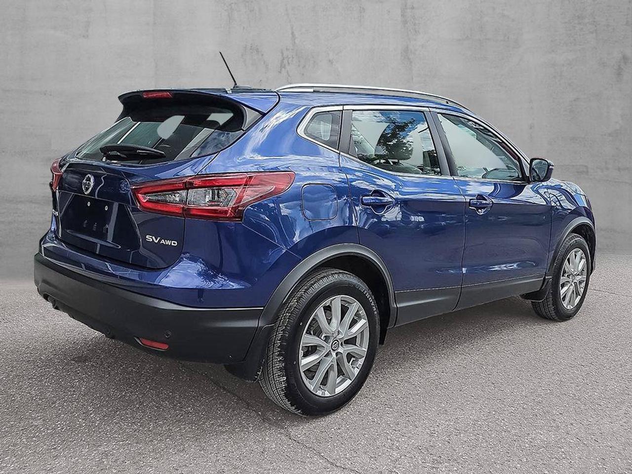 2023 Nissan Qashqai SV AWD | Moonroof | Heated Steering | Apple Car Play | Photo