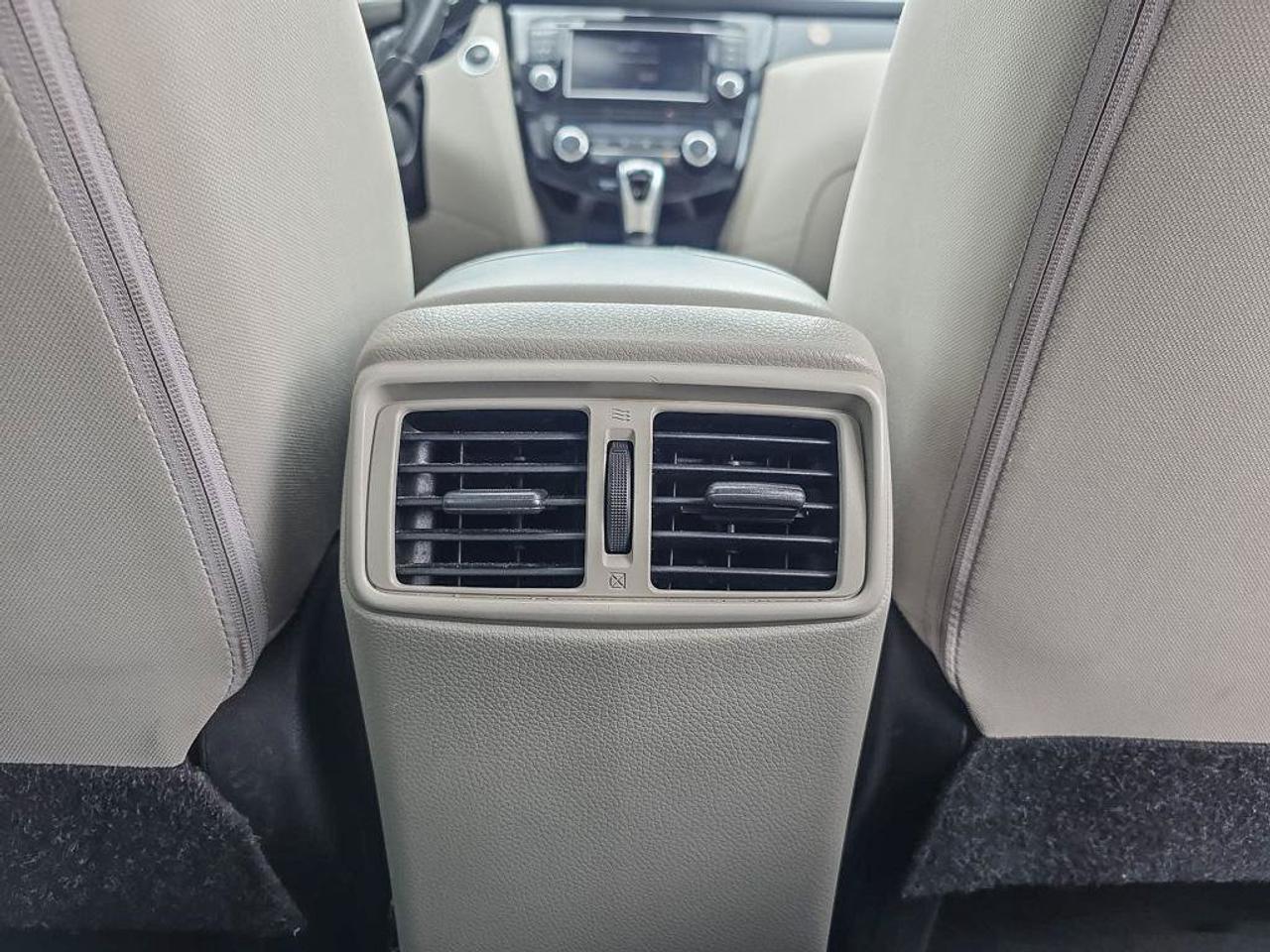 2023 Nissan Qashqai SV AWD | Moonroof | Heated Steering | Apple Car Play | Photo
