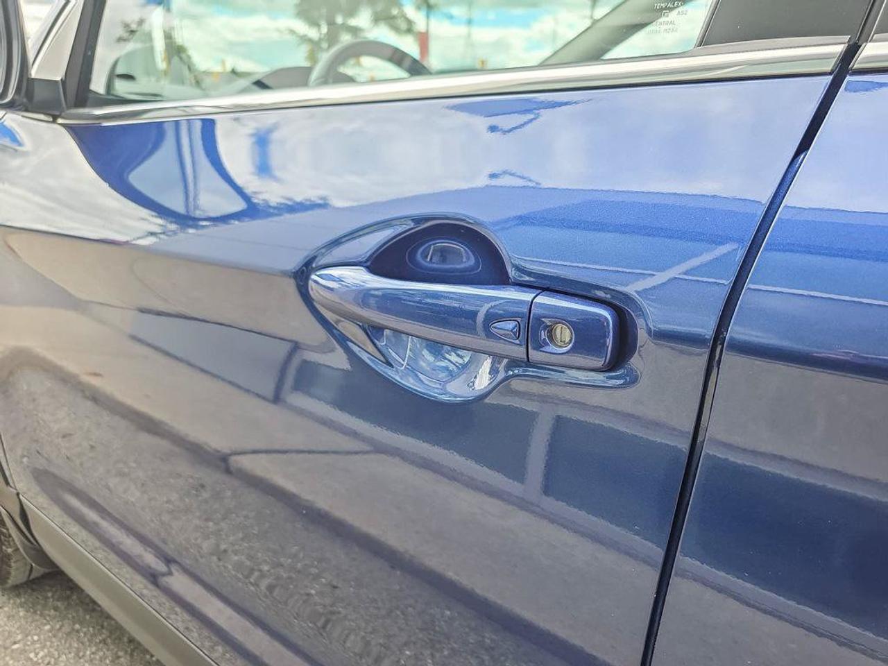 2023 Nissan Qashqai SV AWD | Moonroof | Heated Steering | Apple Car Play | Photo