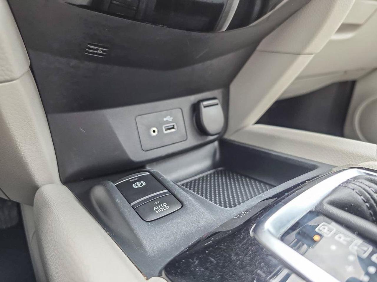 2023 Nissan Qashqai SV AWD | Moonroof | Heated Steering | Apple Car Play | Photo