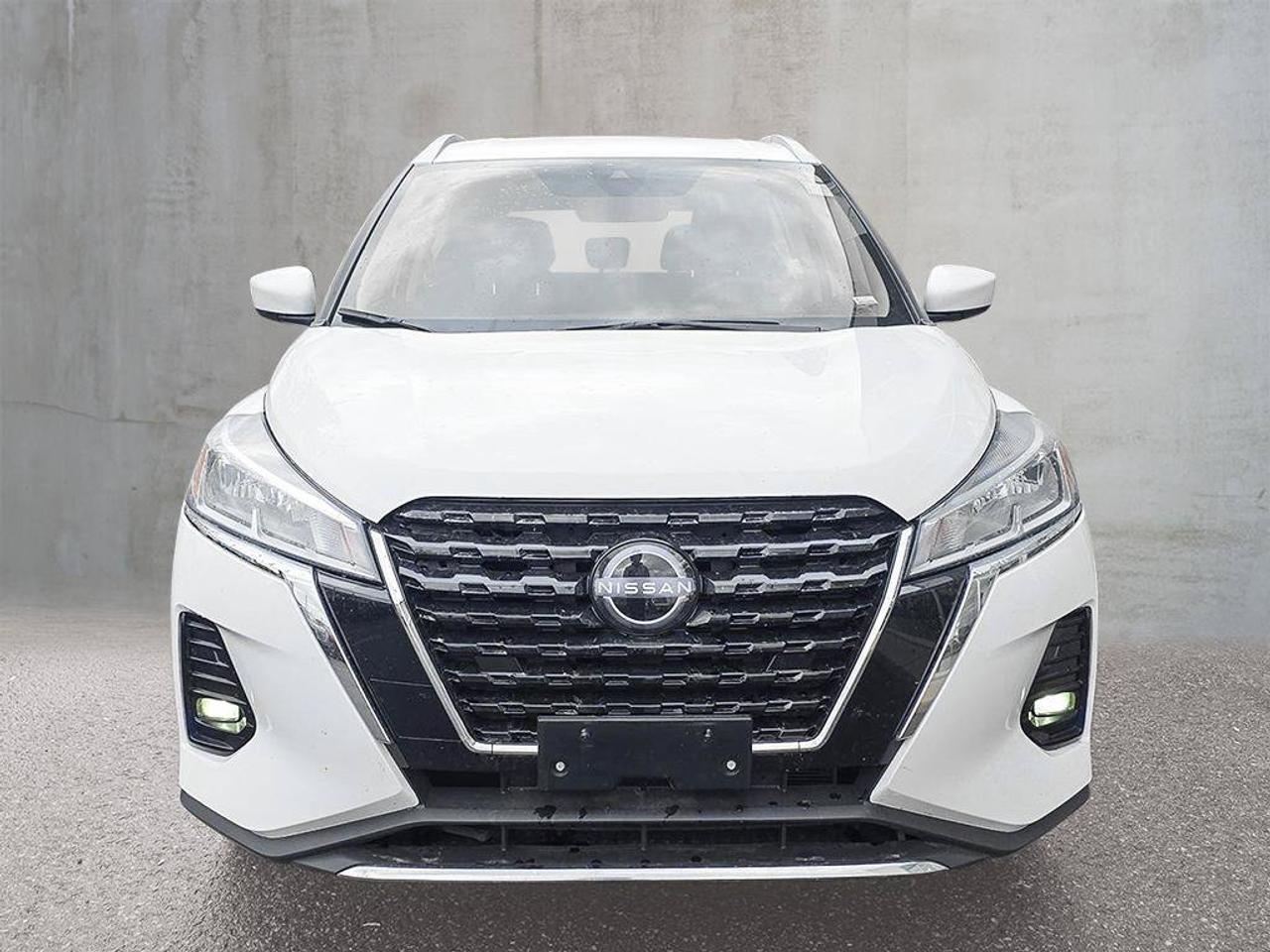 2025 Nissan Kicks Play SV | Android Auto | Apple Car Play | Heated Seats | Photo