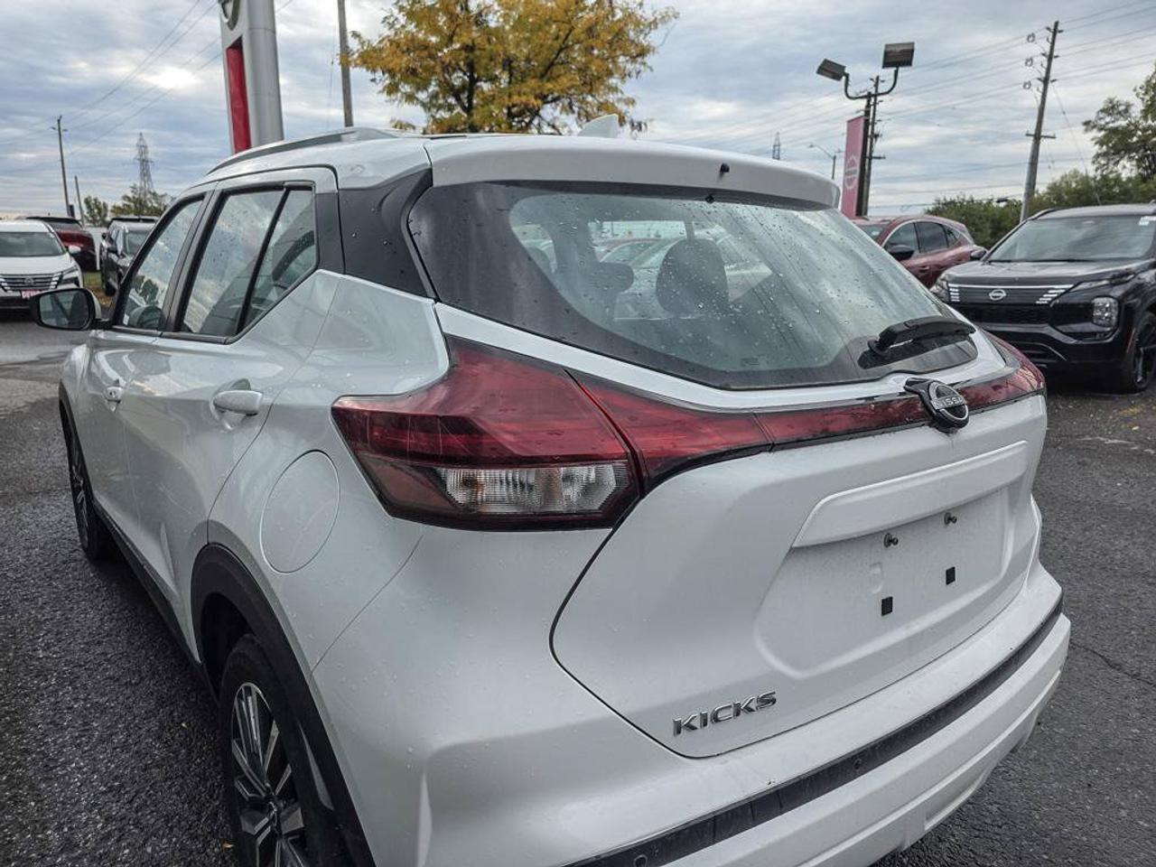 2025 Nissan Kicks Play SV | Android Auto | Apple Car Play | Heated Seats | Photo