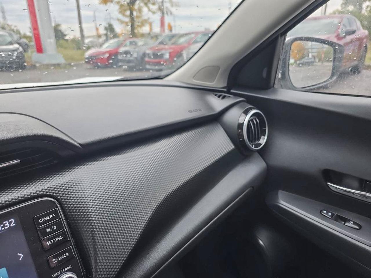 2025 Nissan Kicks Play SV | Android Auto | Apple Car Play | Heated Seats | Photo
