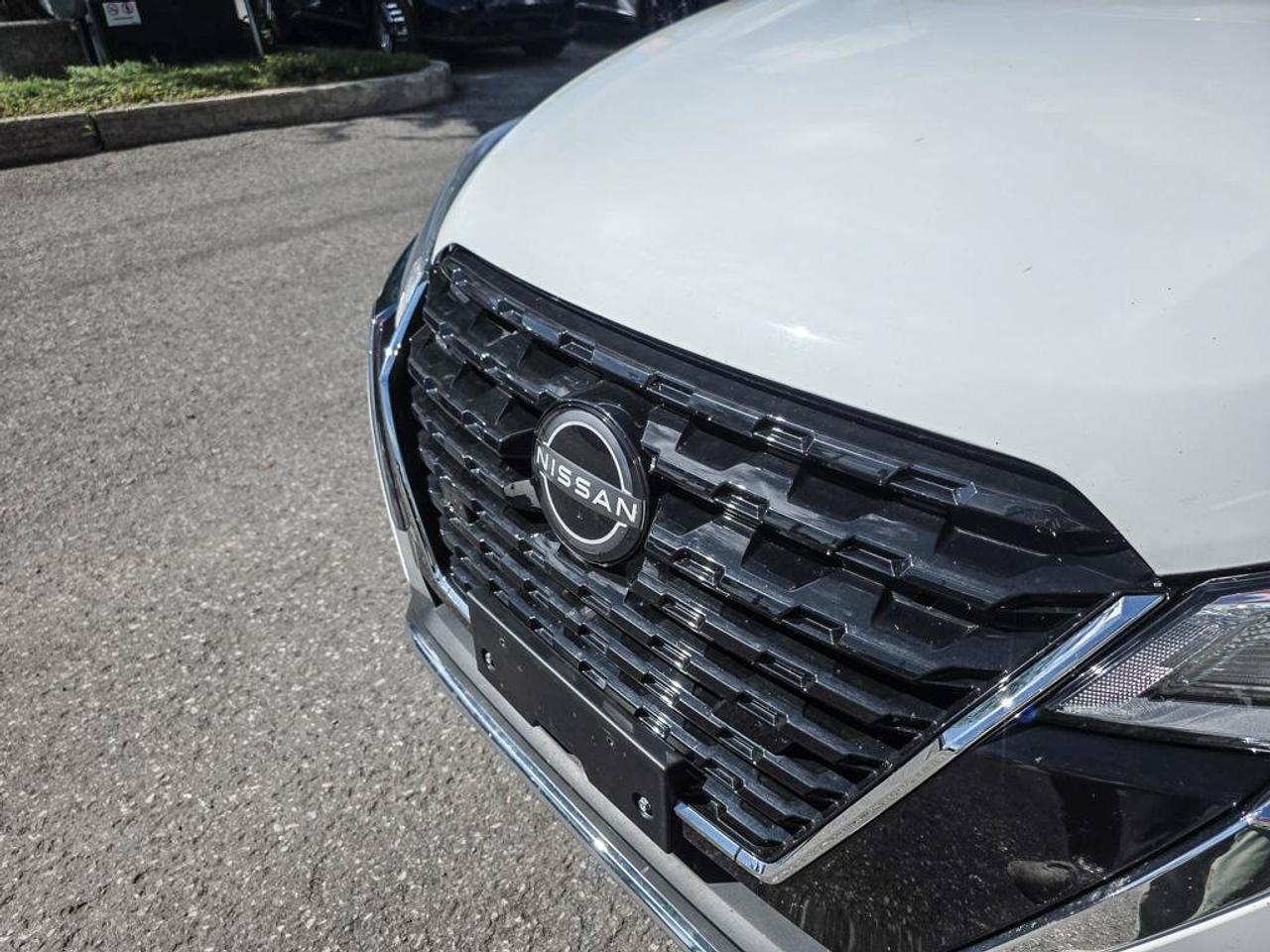 2025 Nissan Kicks Play SV | Apple Car Play | Android Auto | Heated Seats | Photo