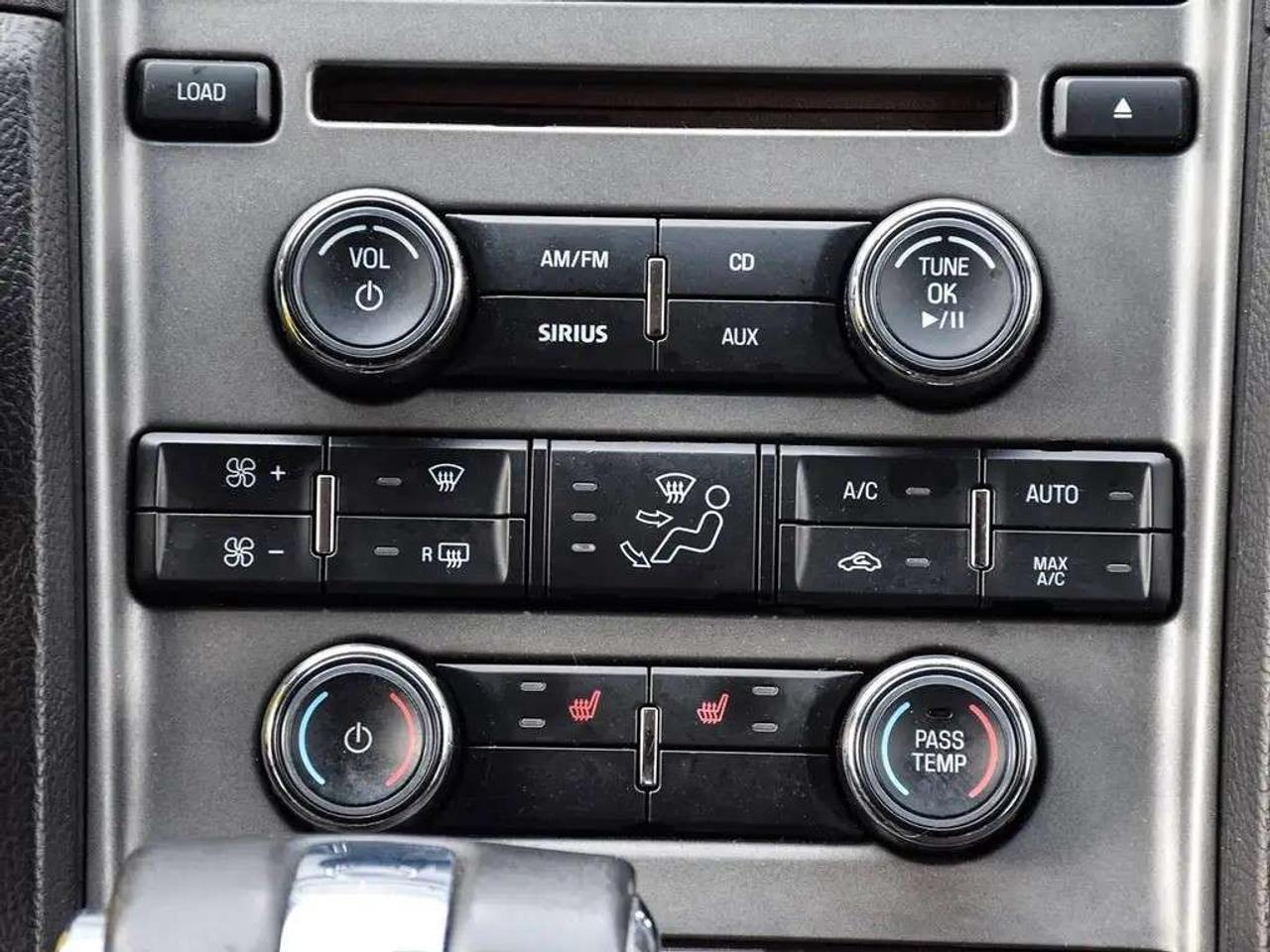 2011 Ford Taurus SEL ~Heated + Power Seats ~Bluetooth ~Alloys ~A/C Photo