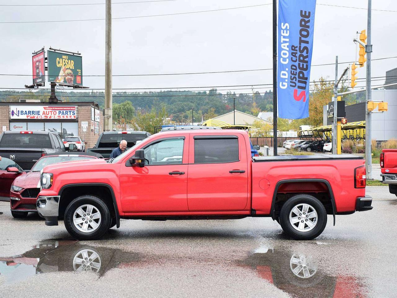 2018 GMC Sierra 1500 Crew Cab 4x4 ~Power Seat ~Carplay ~Tonneau ~Camera Photo2