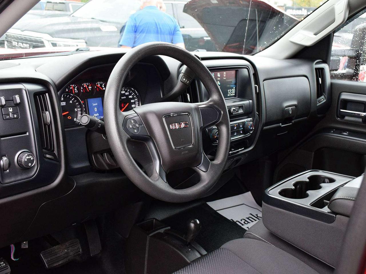 2018 GMC Sierra 1500 Crew Cab 4x4 ~Power Seat ~Carplay ~Tonneau ~Camera Photo