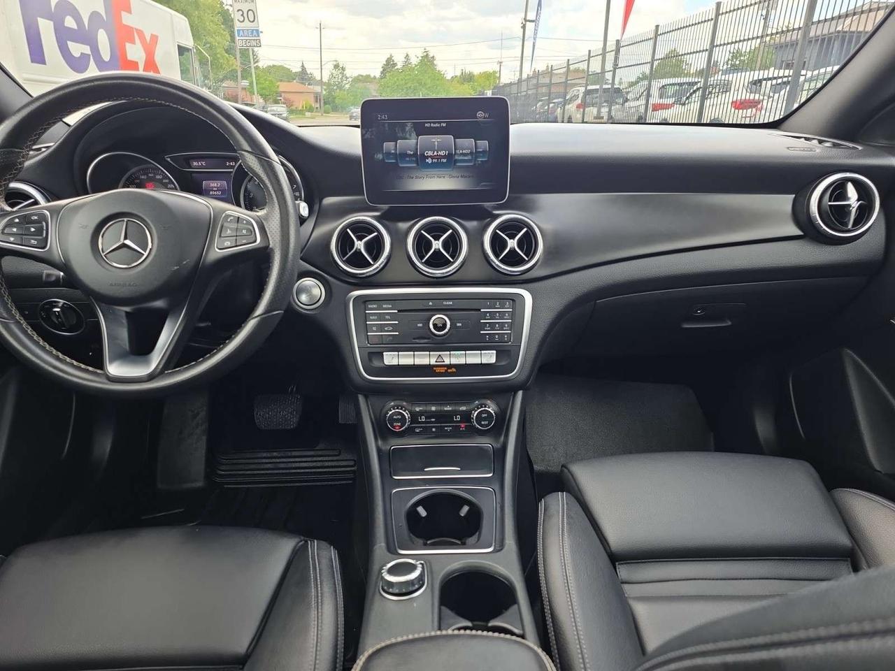 2018 Mercedes-Benz CLA CLA 250 4MATIC Coupe * NO ACCIDENTS / ROOF / LED LIGHTS / NAVI / Photo
